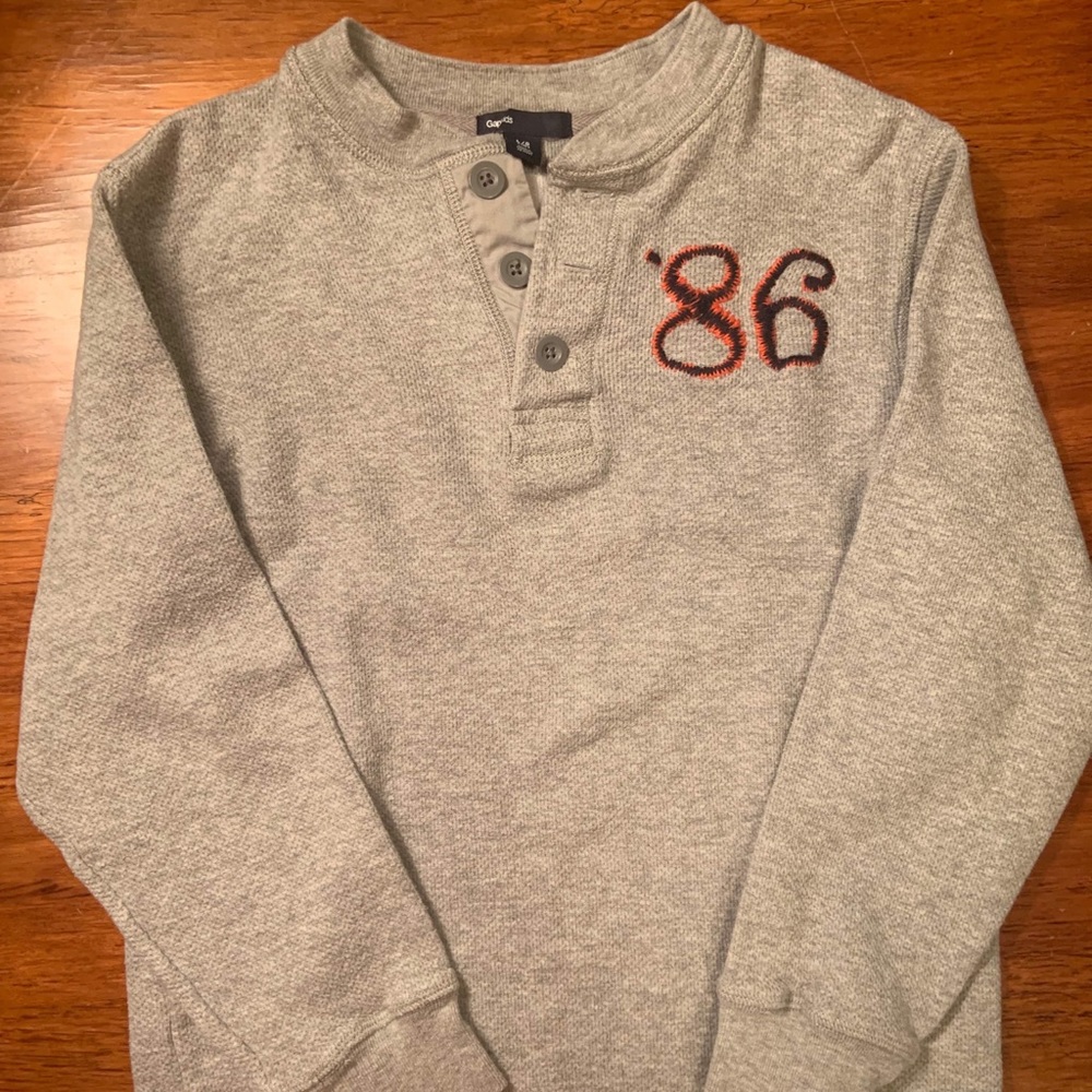 GAPKIDS Long Sleeve '86 Top (B-03)